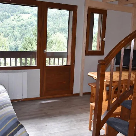 Avec Mezzanine, Balcon Sud, Piscine Chauffee, Proche Pistes Et Centre - Fr-1-464-5